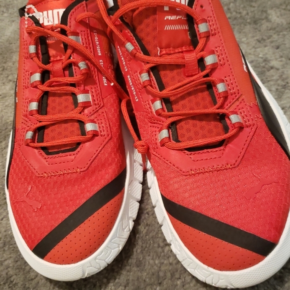 Shoes - Picture 4 of 5